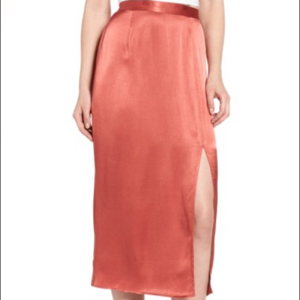 I never wore it and promptly gained 15lbs. 🤷🏻‍♀️